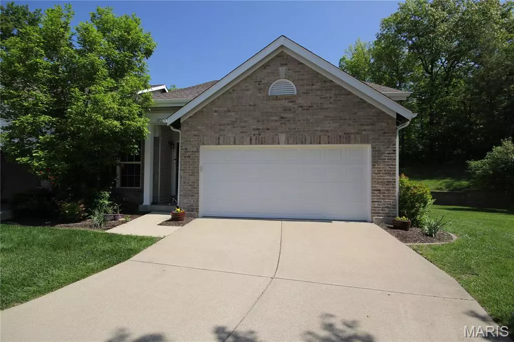 Eureka, MO 63025,1209 Hunters Chase DR