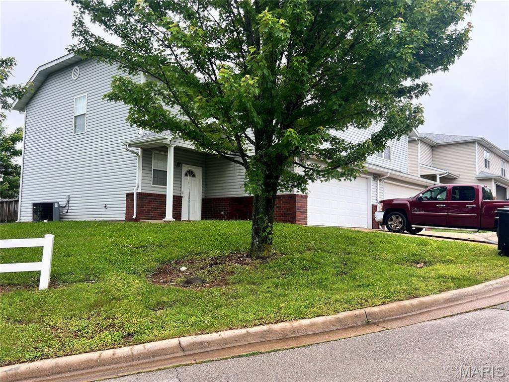 104 Hickory Ridge #104 & 106, St Robert, MO 65584
