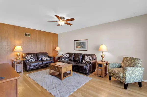 Unincorporated, MO 63125,3252 Bridgeridge DR