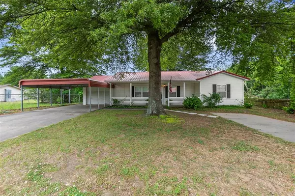 804 Pruitt ST, Kennett, MO 63857