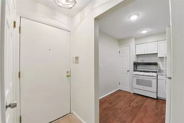 Kirkwood, MO 63122,444 N Clay AVE #2N