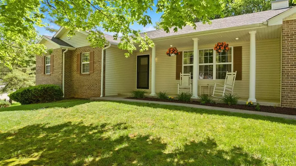 Collinsville, IL 62234,918 Southwind CT