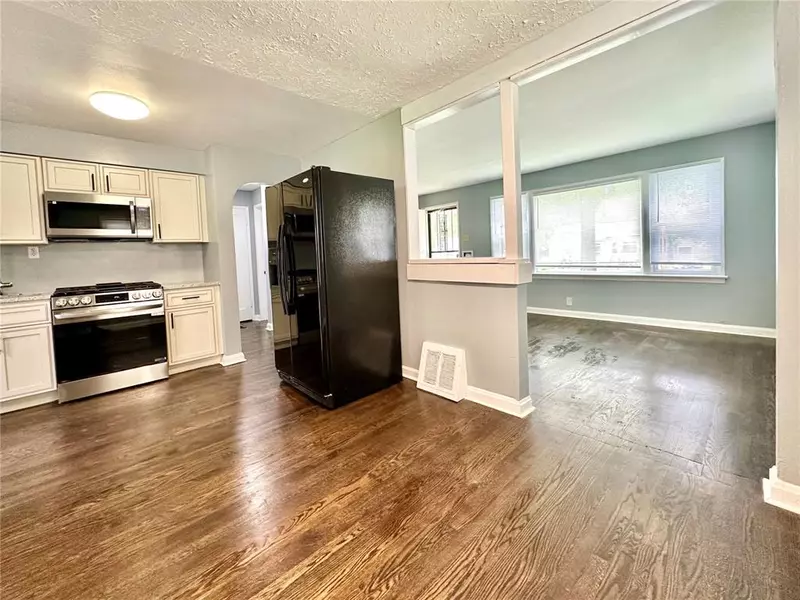 7819 Underhill DR, Hanley Hills, MO 63133