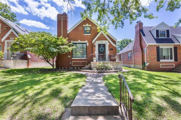 5808 Potomac ST,  St Louis,  MO 63139