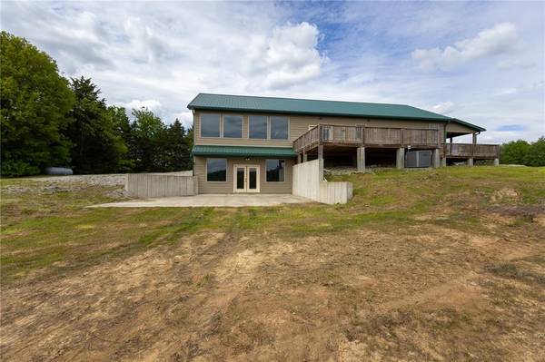 14000 Sydney RD, Hannibal, MO 63401