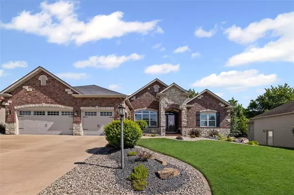 1514 Autumn ST,  Godfrey,  IL 62035