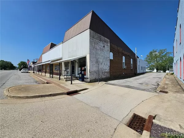 Licking, MO 65542,115 S Main ST