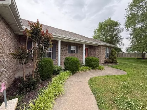 Sikeston, MO 63801,1114 Daffodil ST