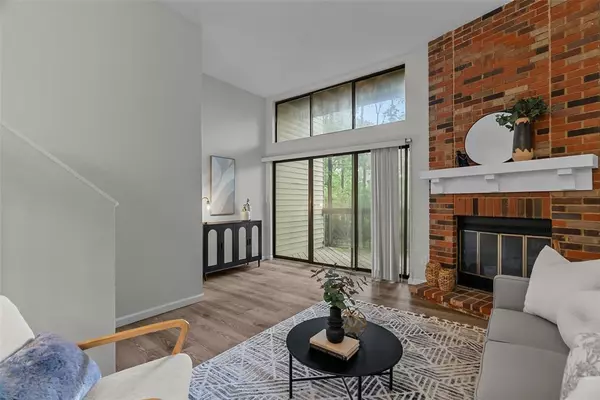 St Louis, MO 63129,3111 Broken Oak DR #B