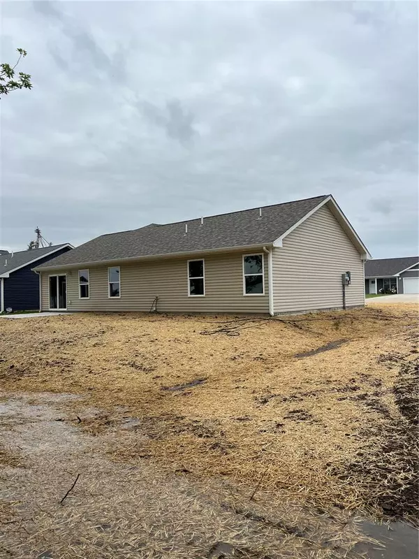 Montgomery City, MO 63361,10 Jaybird Ct