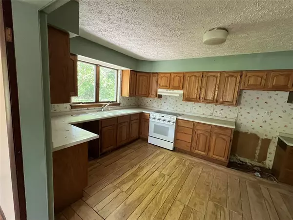 Staunton, IL 62088,1201 E Main ST