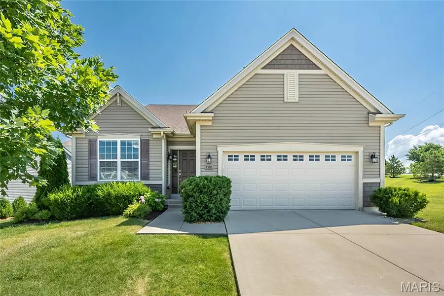 1510 Kennabrooke CT, St Louis, MO 63146