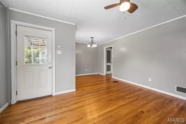 St Ann, MO 63074,3661 Saint Marguerite LN