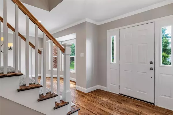 St Louis, MO 63129,2935 Bayberry Ridge DR