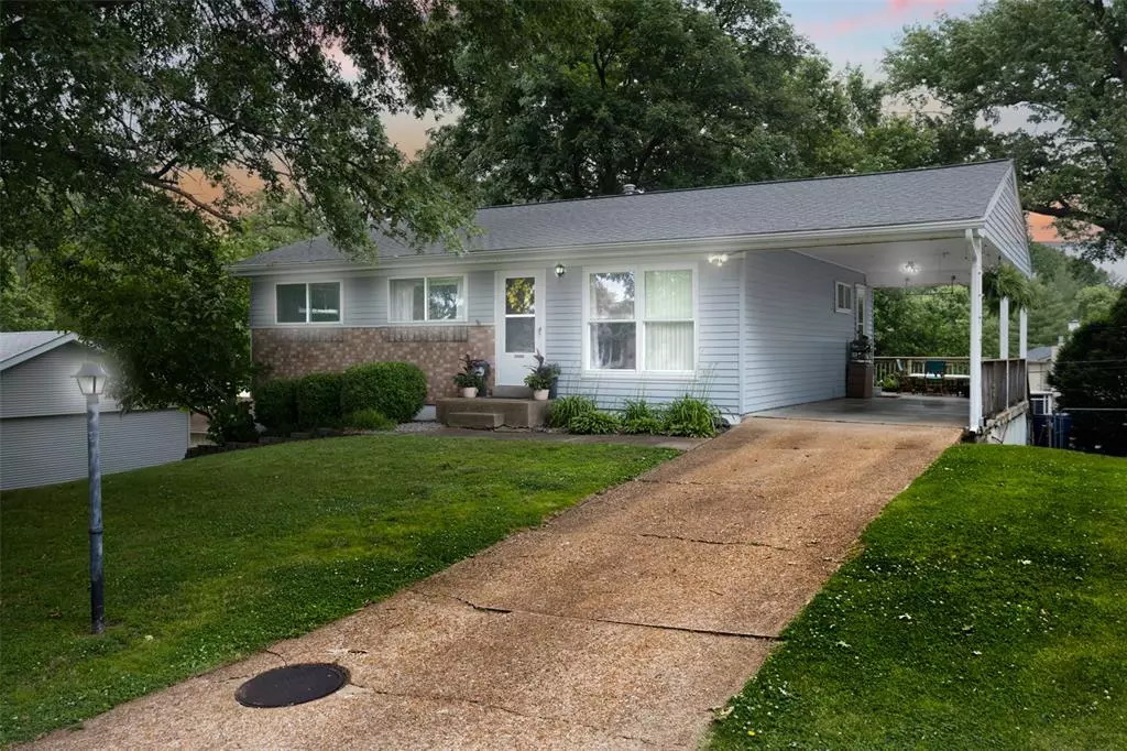 Oakville, MO 63129,4354 Martyridge DR