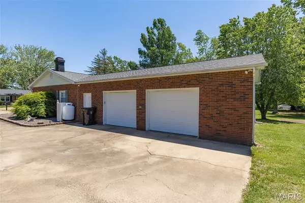 Ironton, MO 63650,114 Fairlane DR