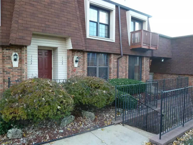 1133 Appleseed LN #B, St Louis, MO 63132