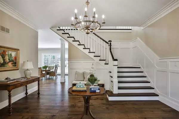 St Louis, MO 63117,9042 Fair Oaks Crescent CT