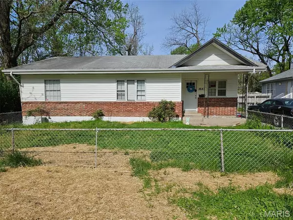 3643 Elsa AVE, St Ann, MO 63074