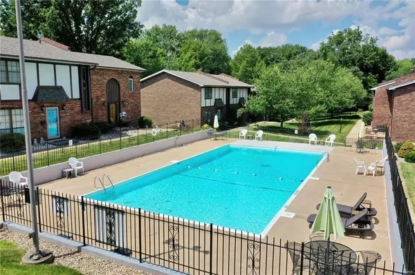 Belleville, IL 62226,1229 N 17th ST #22