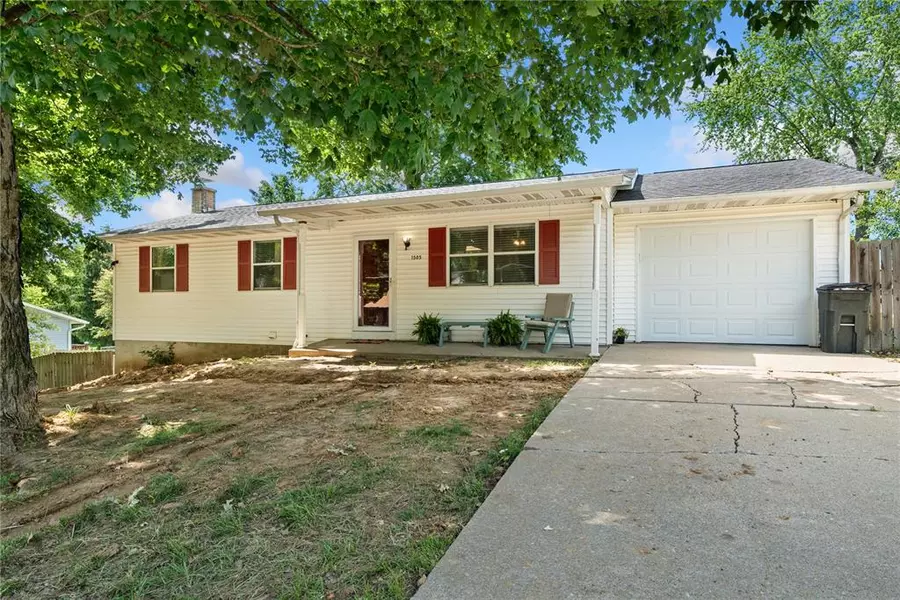 1505 Mulberry ST, Jackson, MO 63755