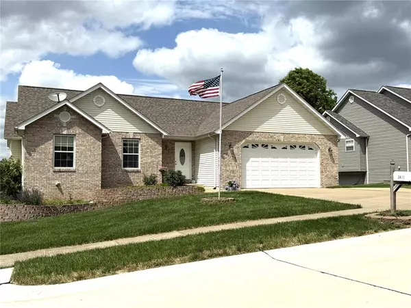2411 Smokey Mountain LN, Pacific, MO 63069