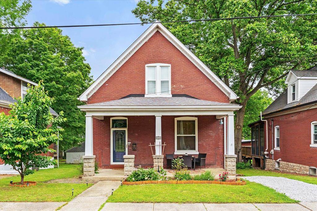 721 E Garfield ST, Belleville, IL 62220
