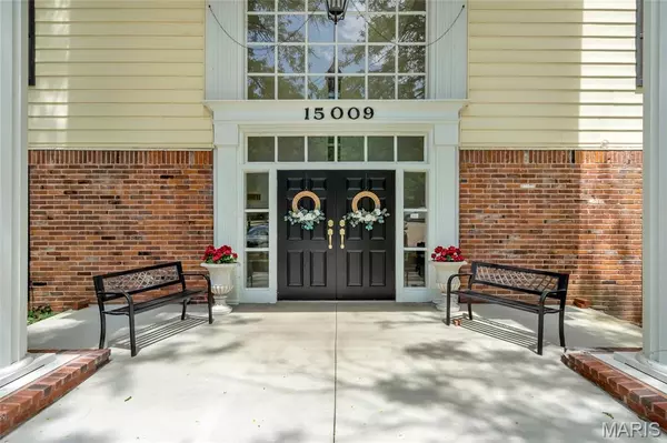 Chesterfield, MO 63017,15009 Claymoor CT #11