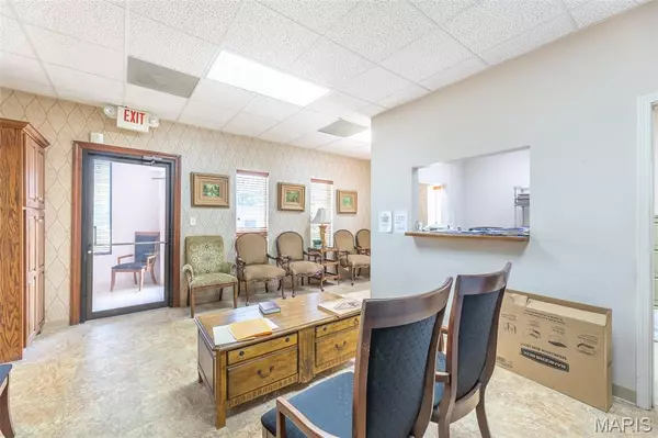 Poplar Bluff, MO 63901,2505 & 2507 Three Rivers Blvd