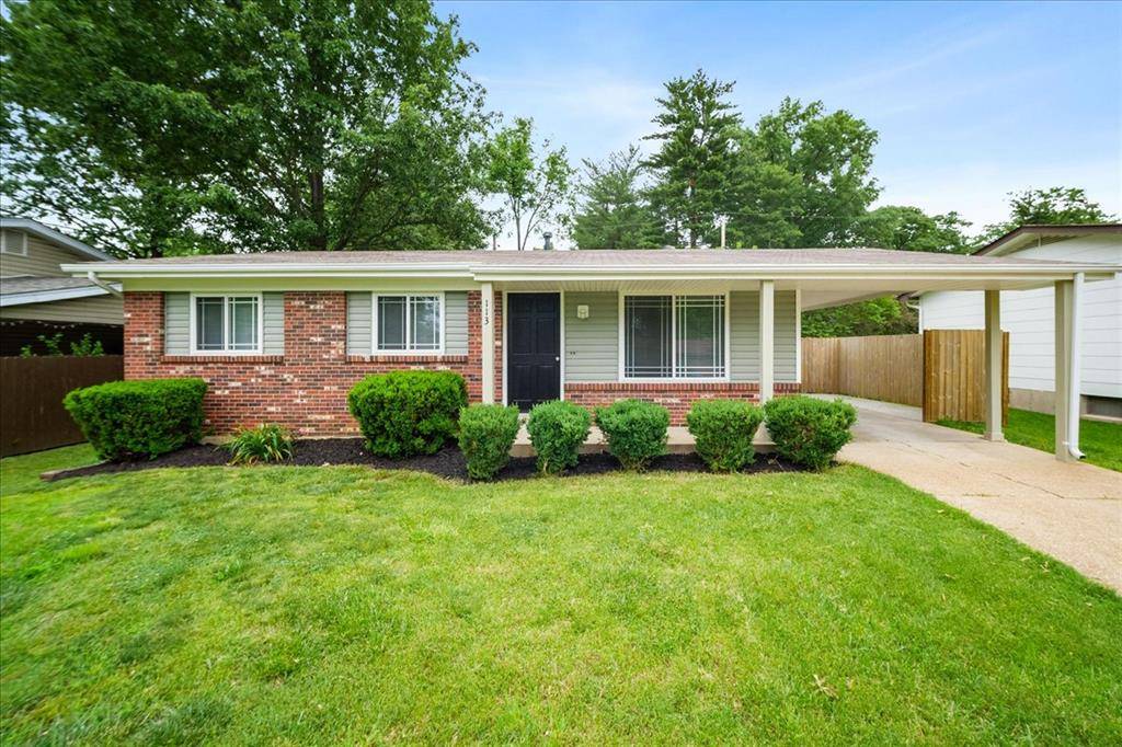 113 Roland AVE, Ballwin, MO 63021