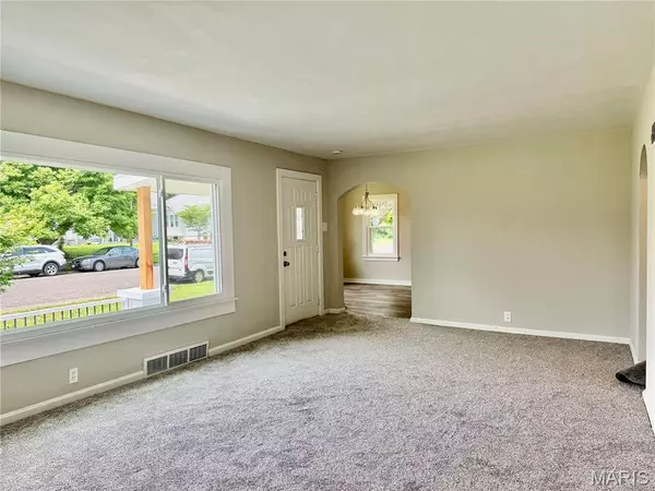 Collinsville, IL 62234,602 N Combs AVE