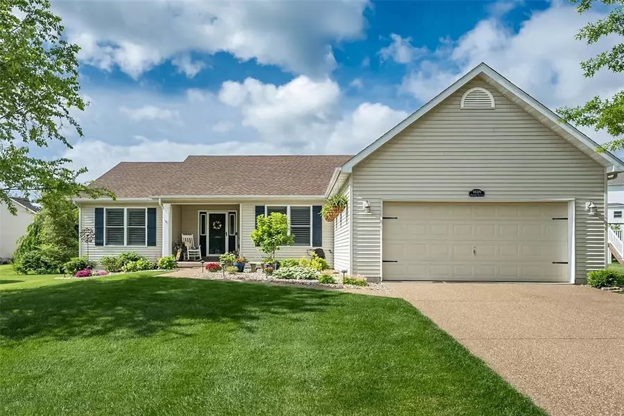 1606 Fairway Valley DR, Wentzville, MO 63385