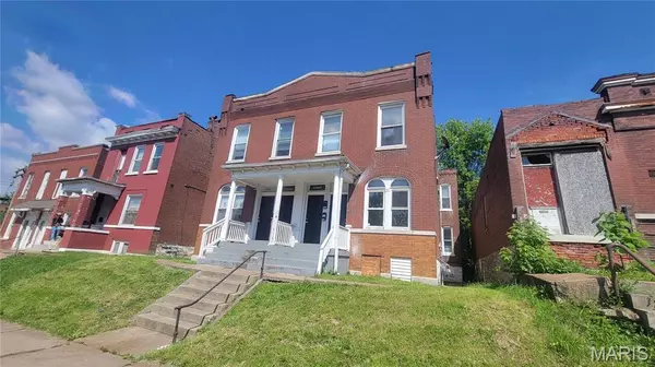 3820 S Compton AVE S, St Louis, MO 63118