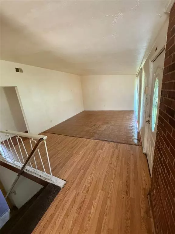 Hazelwood, MO 63042,8354 Latty AVE