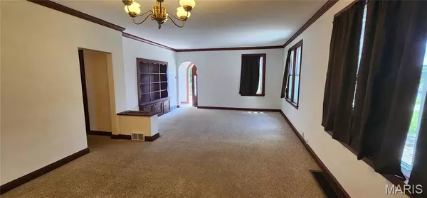 Chester, IL 62233,1705 State ST