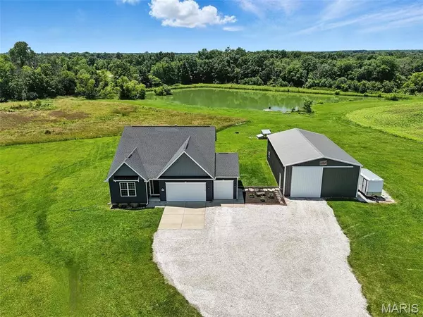 21087 Prairie Haven LN, Warrenton, MO 63383