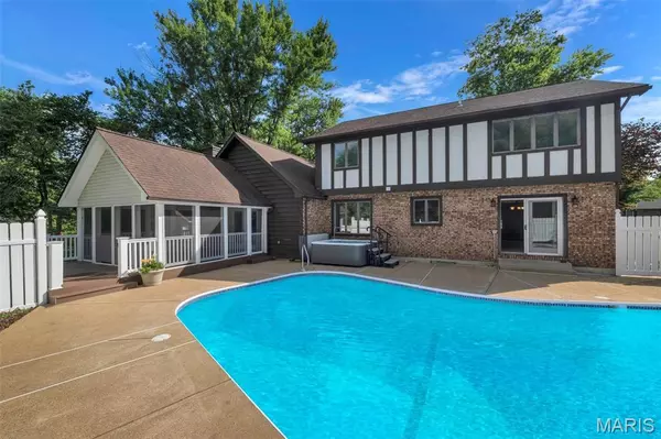 Farmington, MO 63640,438 Shenandoah DR