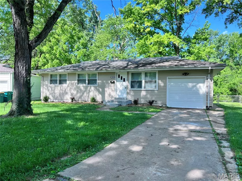 Bellefontaine Nghbrs, MO 63137,9705 Calumet DR