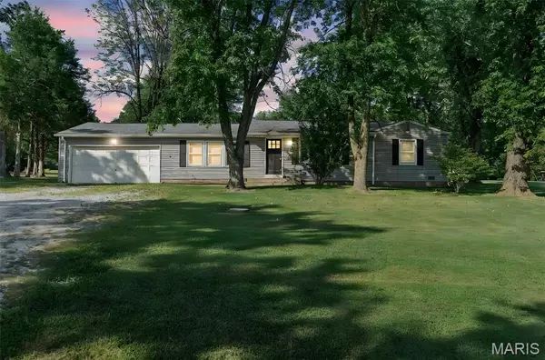 2285 E Highway 47,  Winfield,  MO 63389