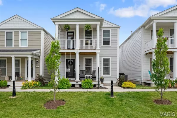 369 Tiber PL, St Charles, MO 63301