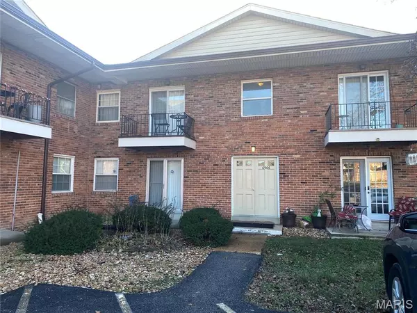 6966 Colonial Woods DR #62, St Louis, MO 63129