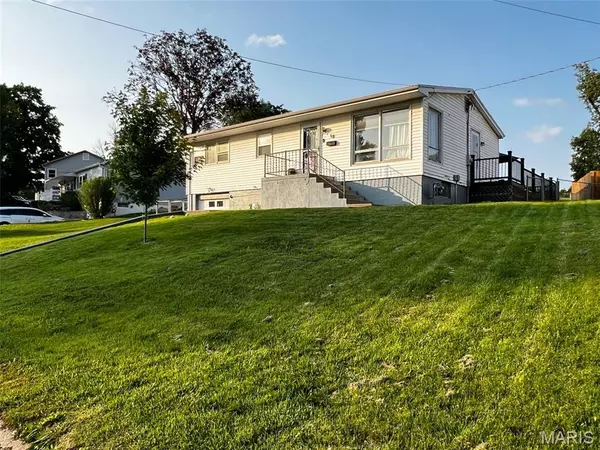 Hannibal, MO 63401,16 Wauneta PL
