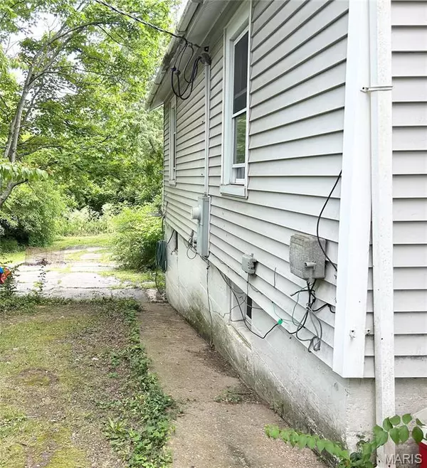 St Clair, MO 63077,450 N Main ST