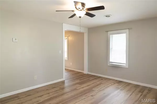 Wood River, IL 62095,844 Longfellow AVE