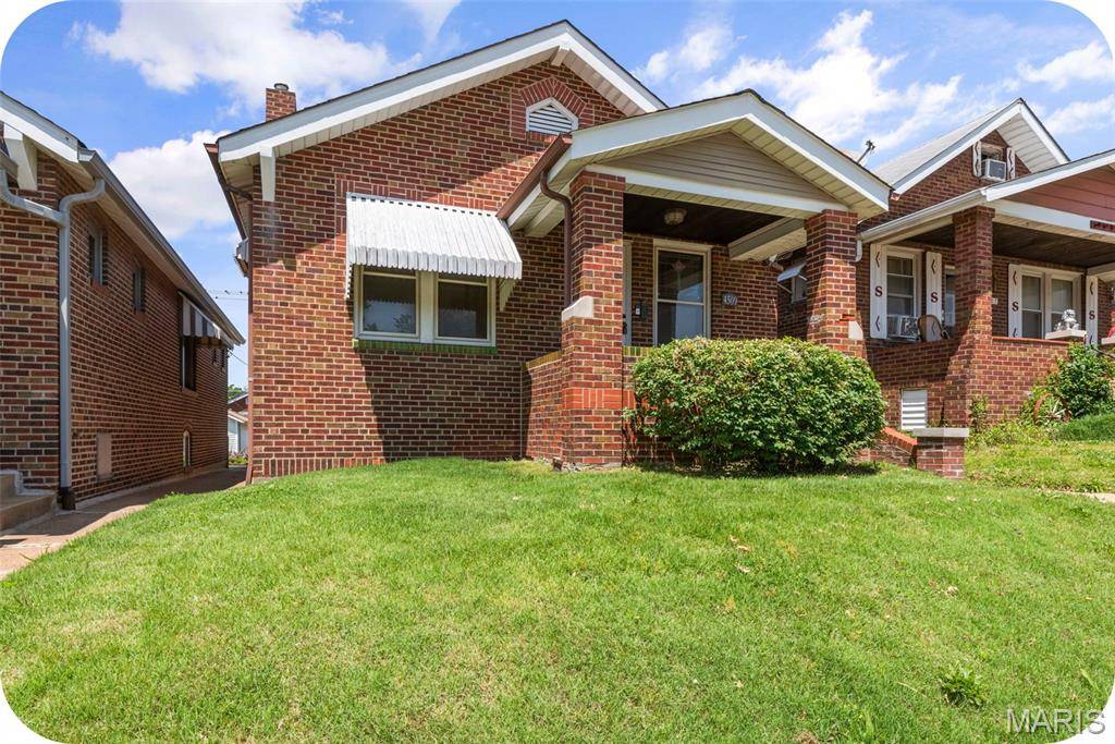 4509 Tholozan, St Louis, MO 63116