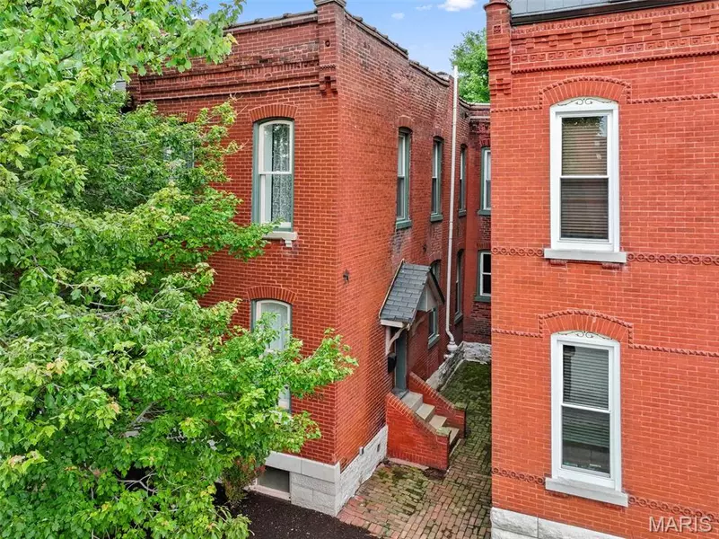3010 Missouri AVE, St Louis, MO 63118