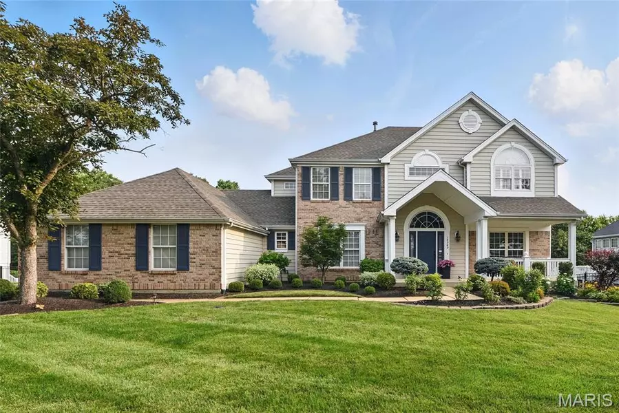 14949 Straub Hill LN, Chesterfield, MO 63017