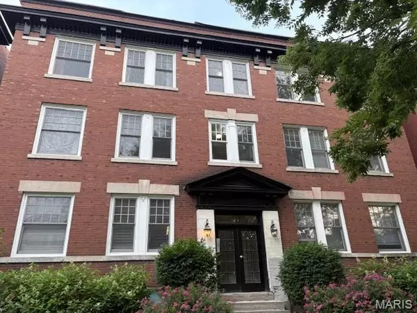 6114 Washington BLVD #302, St Louis, MO 63112