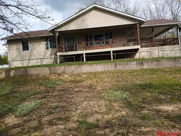 17909 Roberts LN, Winona, MO 65588