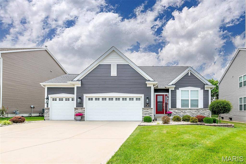 130 Royal Inverness Pkwy, Dardenne Prairie, MO 63368